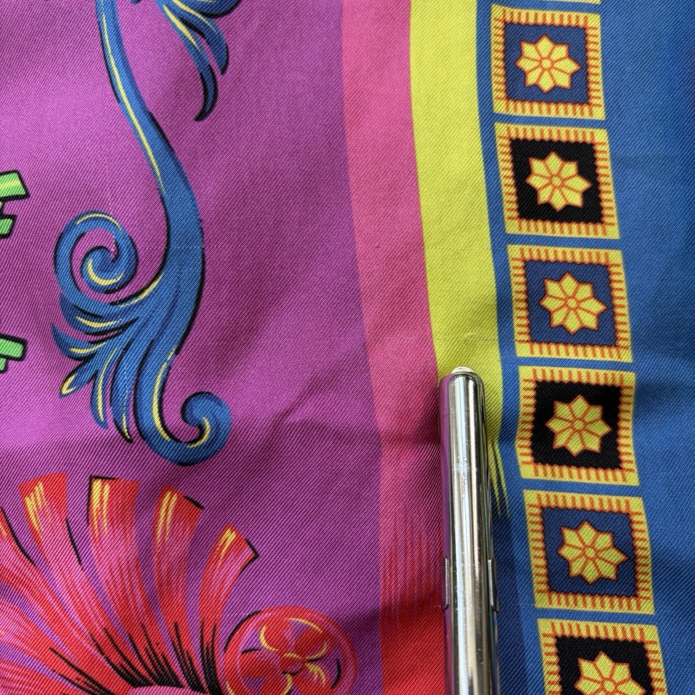 Versace Mens Medusa Graphic Print Silk Button Shirt Size 40 Colorful Art Design - Picture 10 of 16